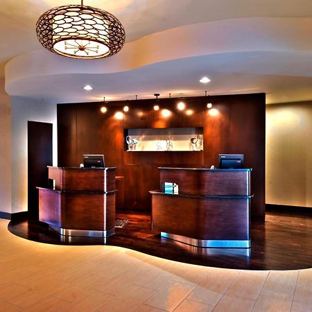 Courtyard Keene Downtown Bagian luar foto