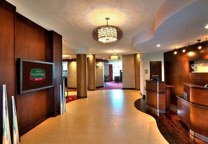 Courtyard Keene Downtown Bagian luar foto